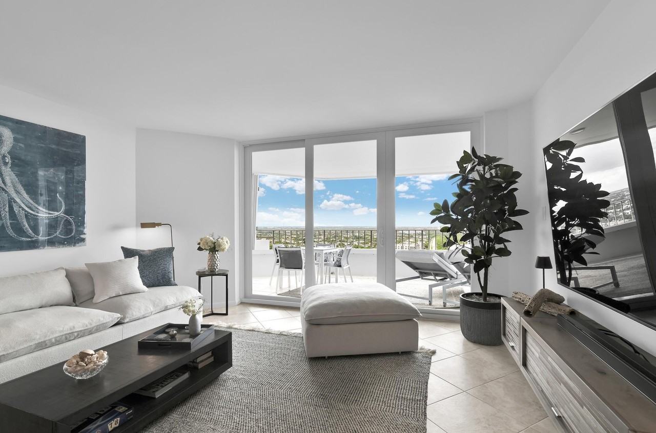 500 S Ocean Blvd #2203 - Photo 4 of 50