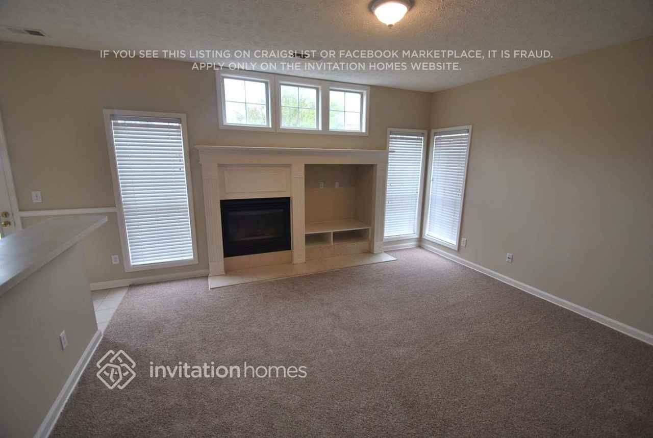 1963 Bergerac Ct Sw - Photo 3 of 11