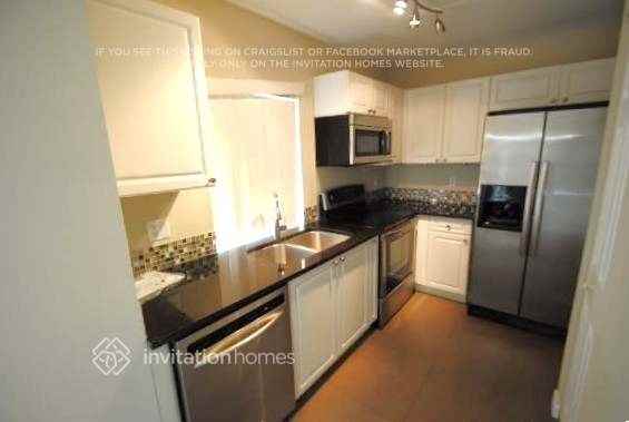 175 Se 2nd Ct - Photo 2 of 7