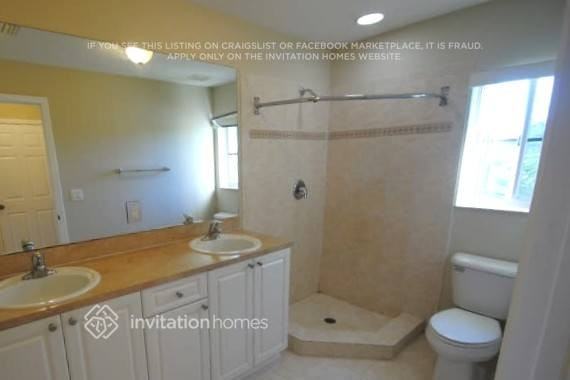 175 Se 2nd Ct - Photo 5 of 7