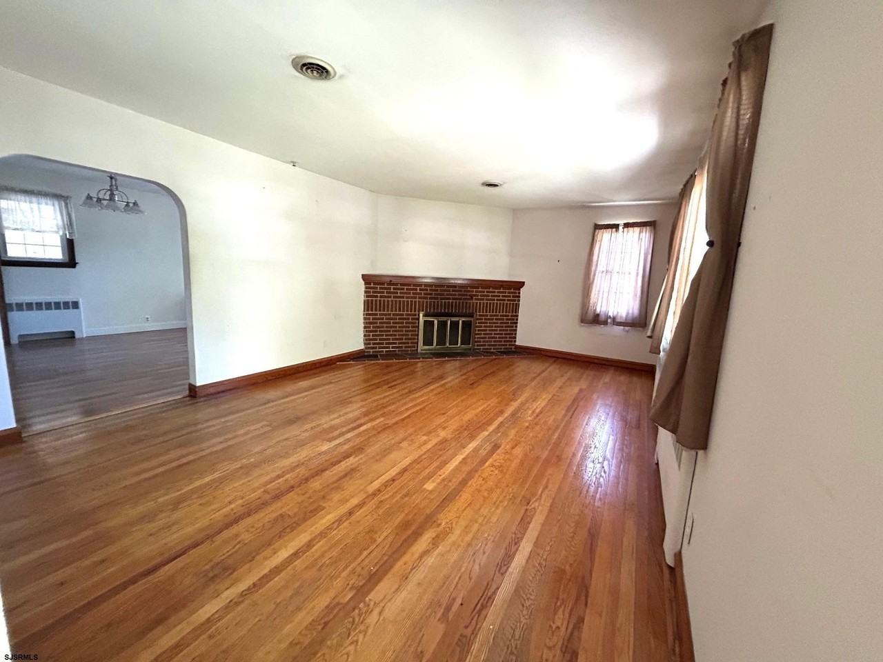 100 Broadway - Photo 3 of 24