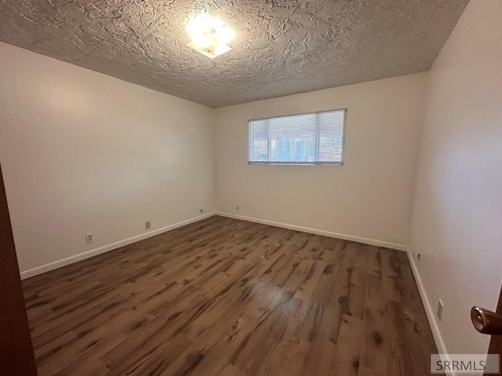 576 College St #1 - Photo 7 of 8