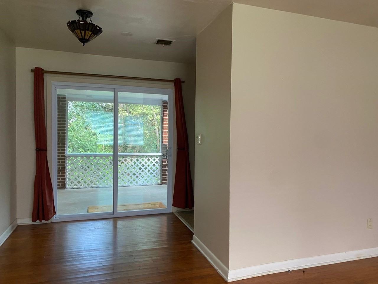 1215 Buckingham Dr - Photo 3 of 13