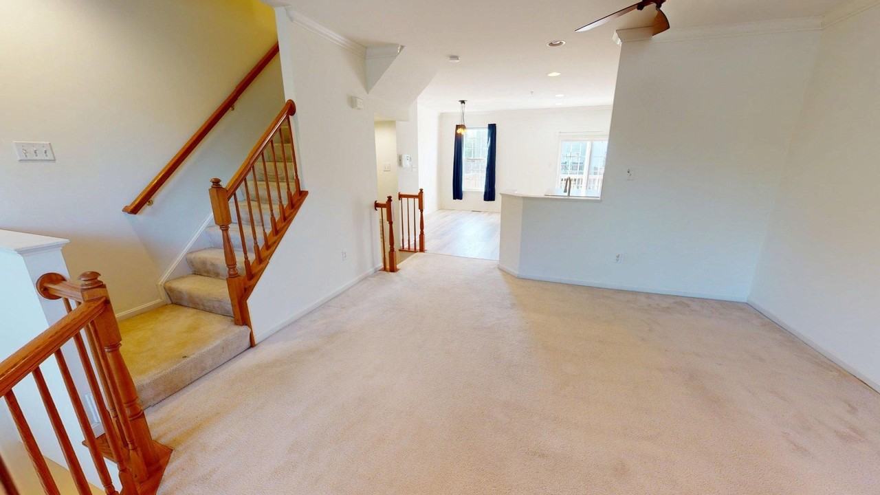 2603 Lotuswood Ct - Photo 5 of 16
