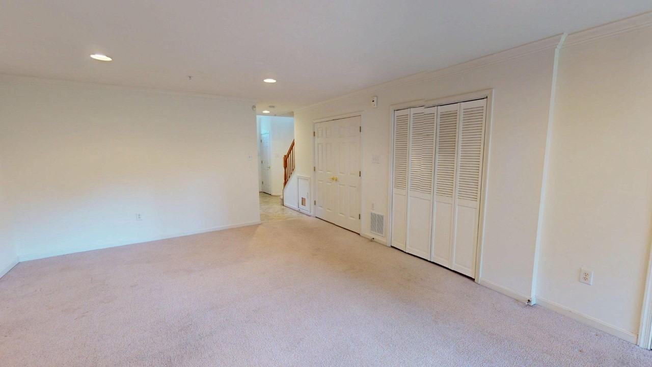2603 Lotuswood Ct - Photo 7 of 16