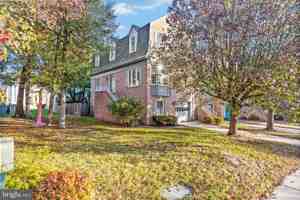 featured image of 2148 Colonel Way