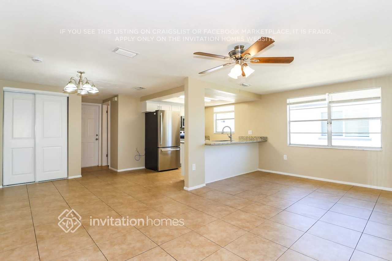 5809 Elena Dr - Photo 6 of 17