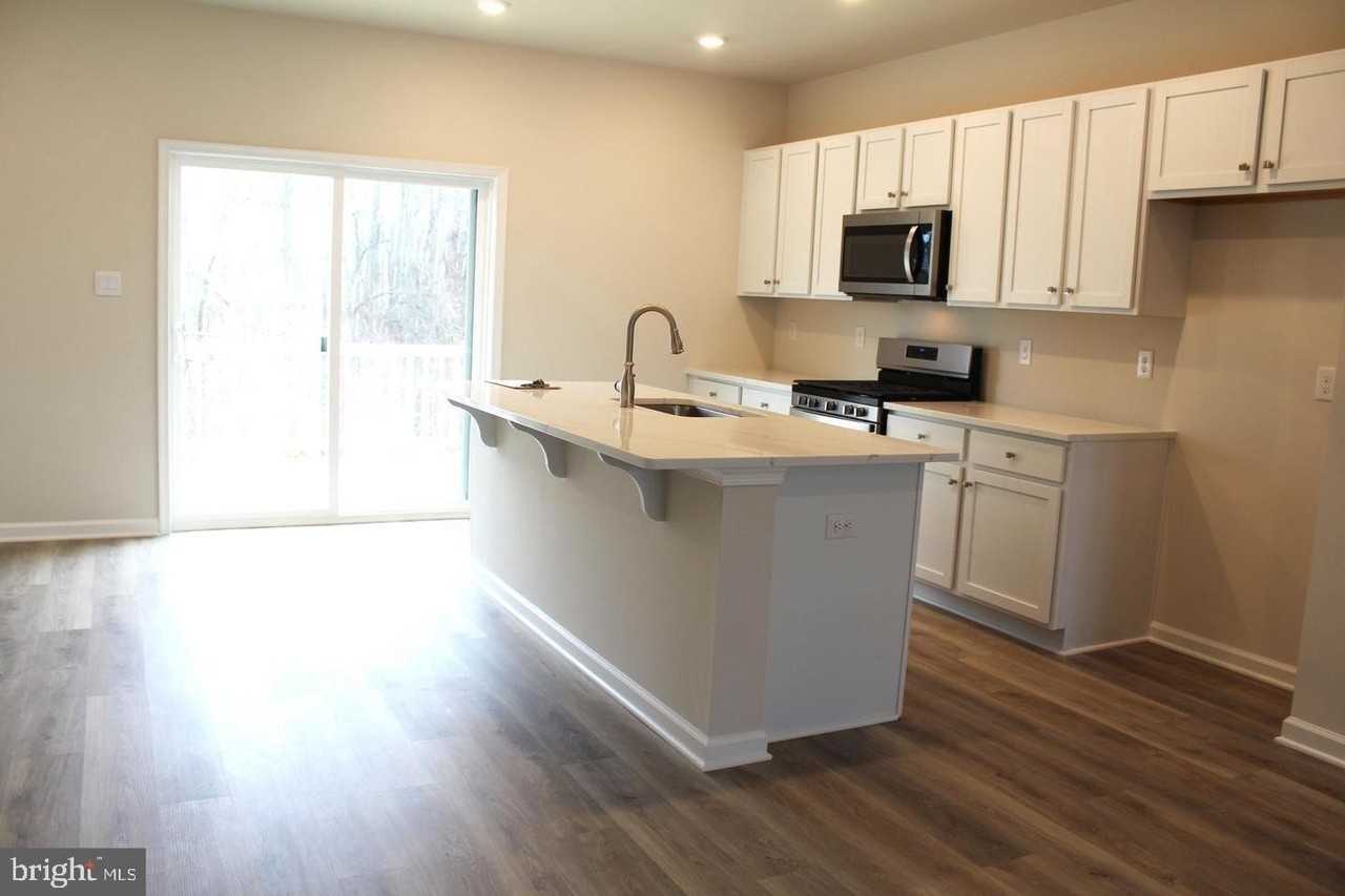 102 Jonagold Dr - Photo 7 of 19