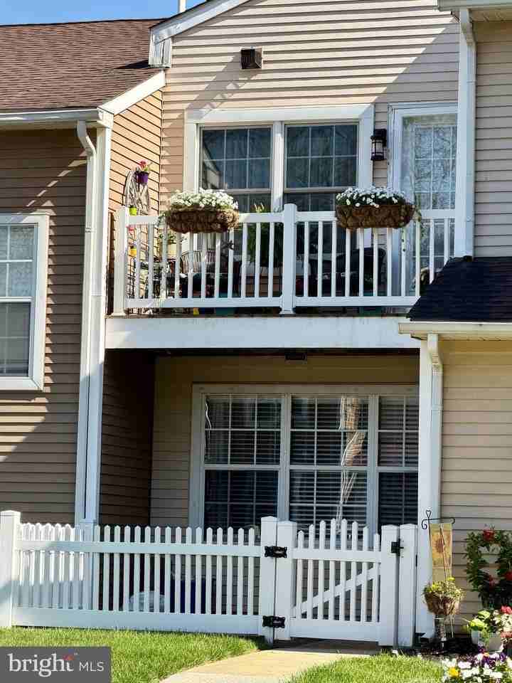 401 Ferris Ln #D1 - Photo 2 of 19