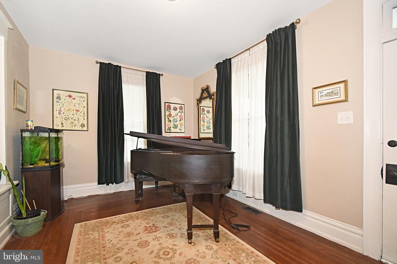 29 N Harrison St - Photo 5 of 25