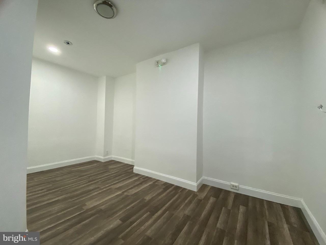 5150 Ranstead St - Photo 5 of 30