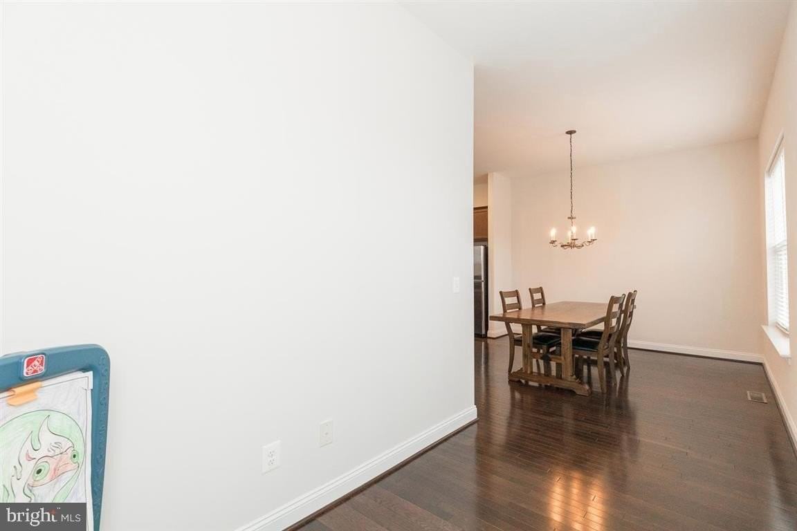 223 Cobble Stone Dr - Photo 7 of 22