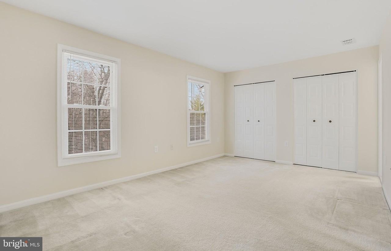 5686 Chapel Run Ct - Photo 7 of 21