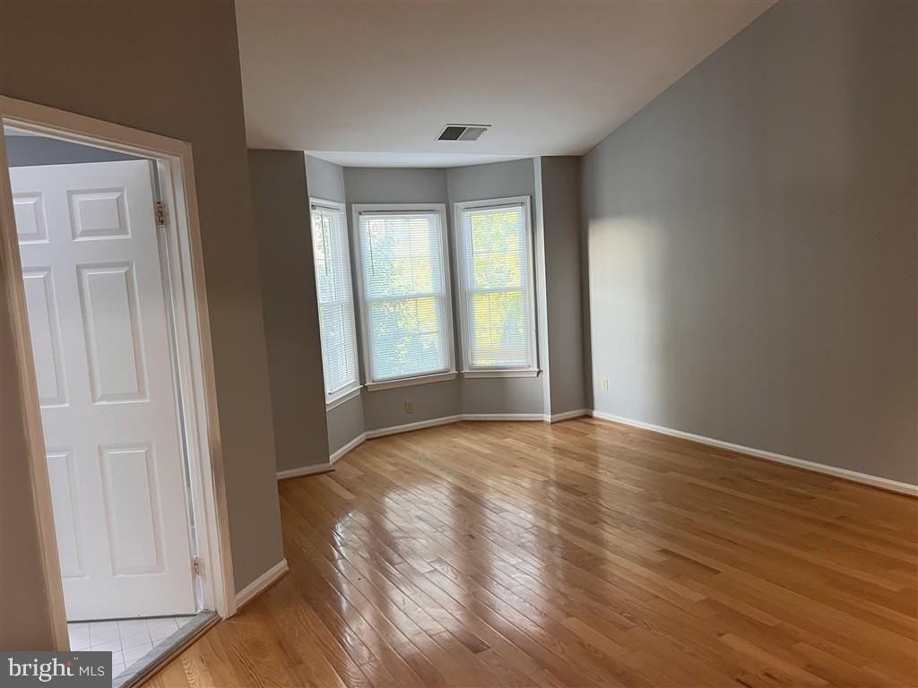 8164 Boss St - Photo 3 of 8