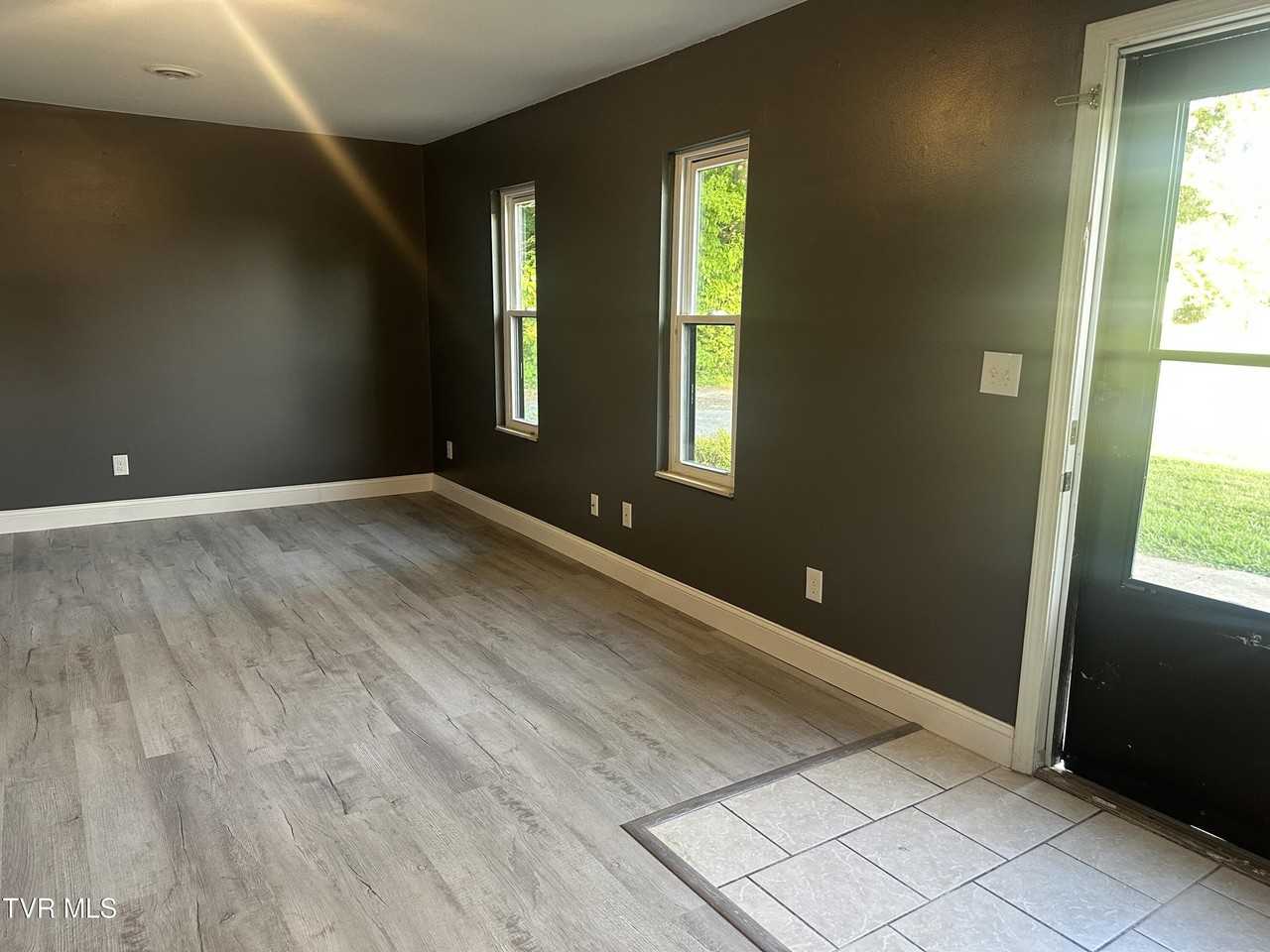 126 Kesterson St - Photo 4 of 10