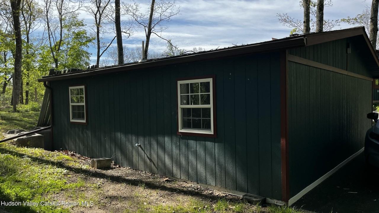129 Johnson Hill Rd #3 - Photo 2 of 14