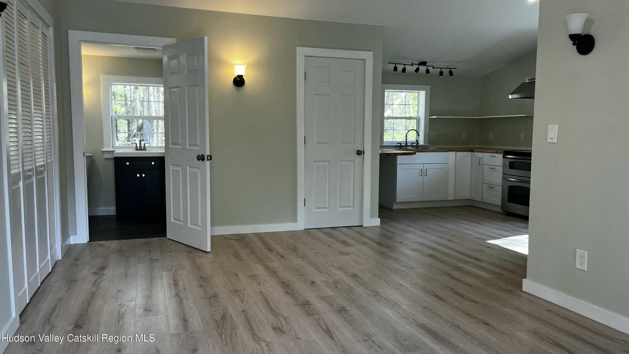 129 Johnson Hill Rd #3 - Photo 6 of 14