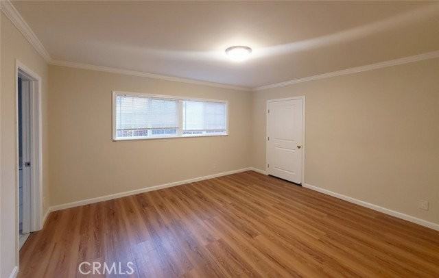 22201 Schoolcraft St - Photo 6 of 8