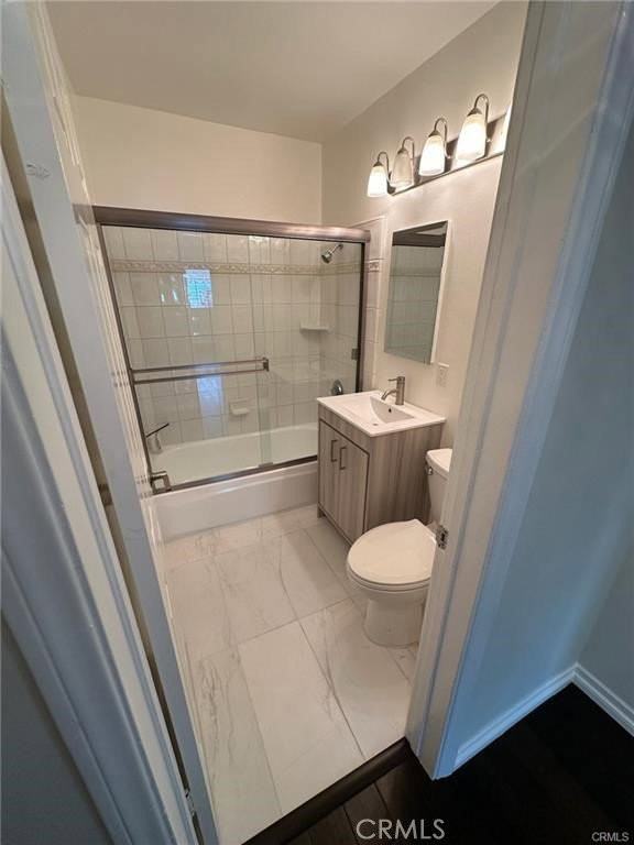 5752 Newcastle Ave - Photo 3 of 8
