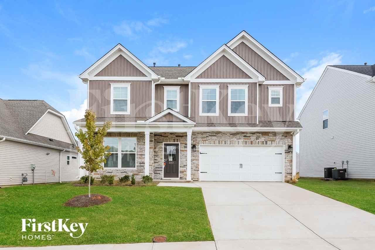 302 Stonefence Dr