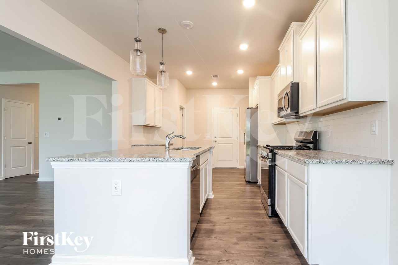 625 Goldburn Way - Photo 6 of 19