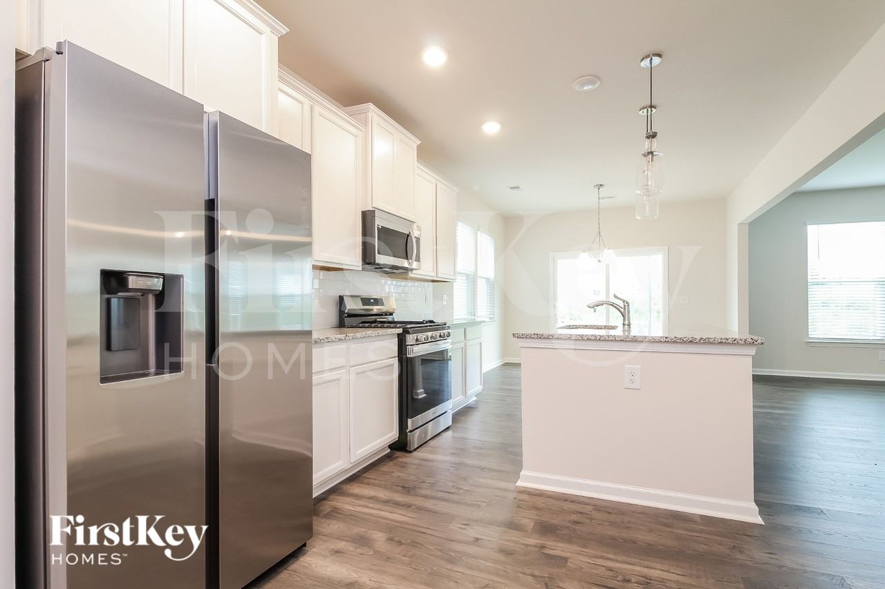 625 Goldburn Way - Photo 7 of 19