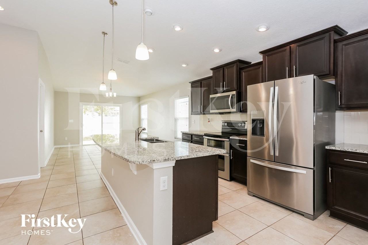 16051 Tisons Bluff Rd - Photo 6 of 15