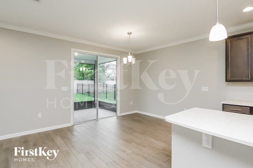 3918 Heatherbrook Pl - Photo 3 of 15