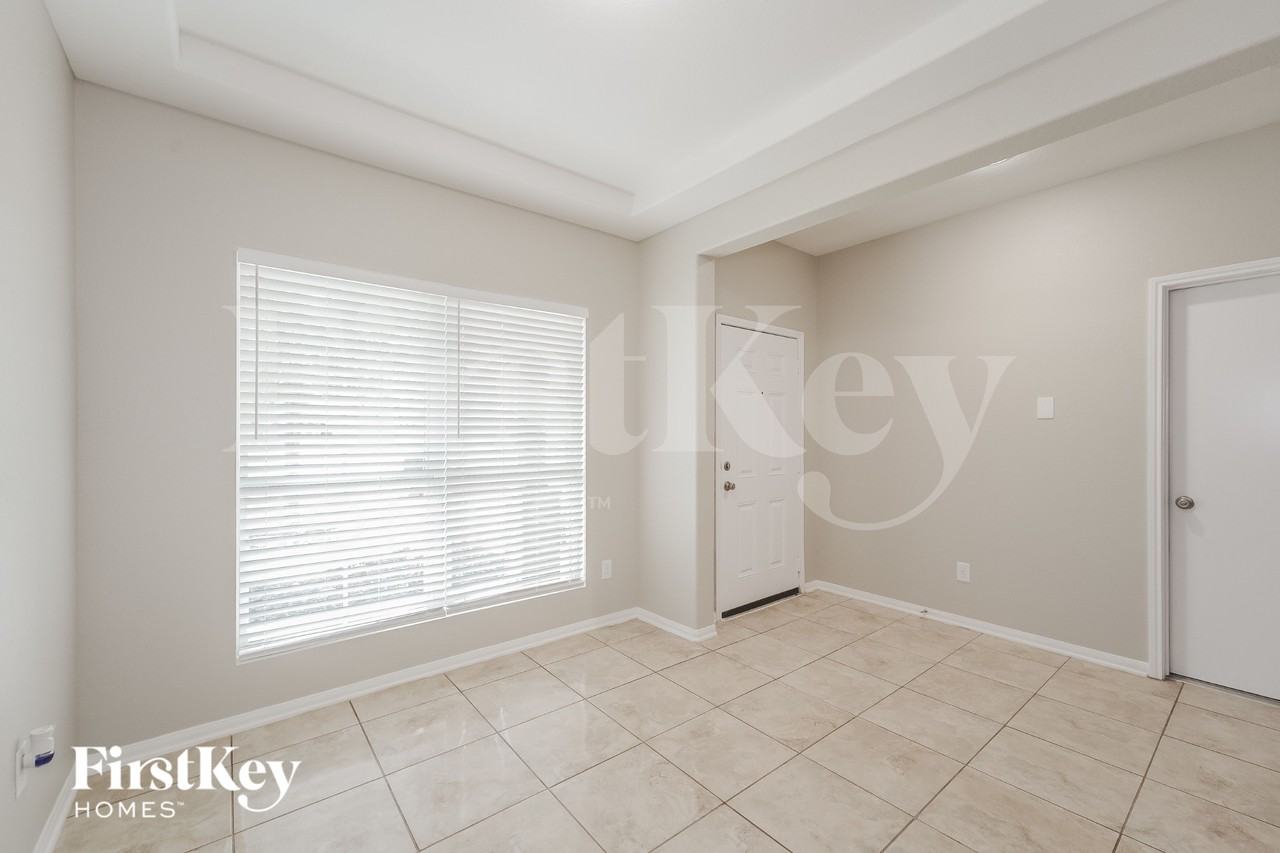 3331 Dale Ridge Trl - Photo 2 of 16