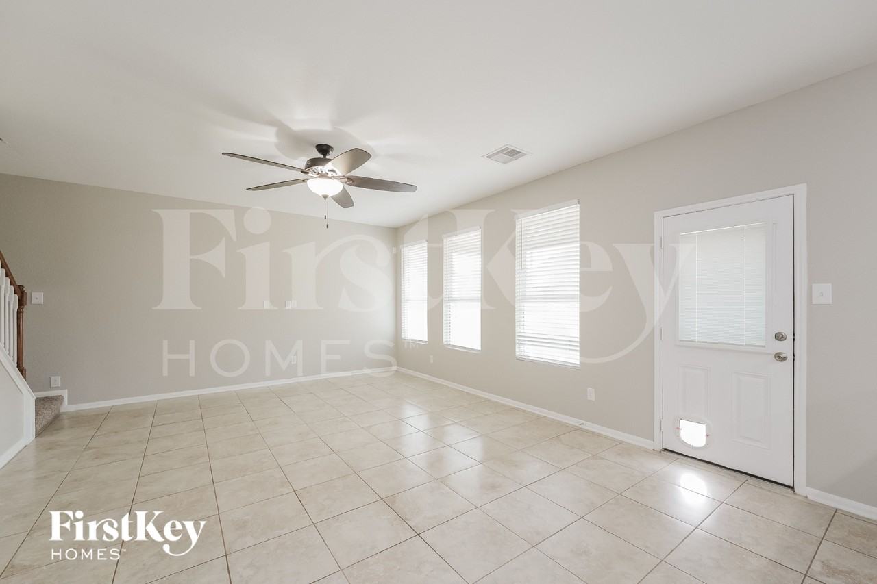 3331 Dale Ridge Trl - Photo 3 of 16