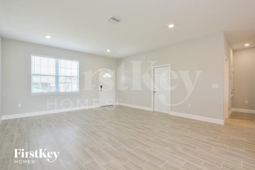 308 Camellia Ct - Photo 3 of 15