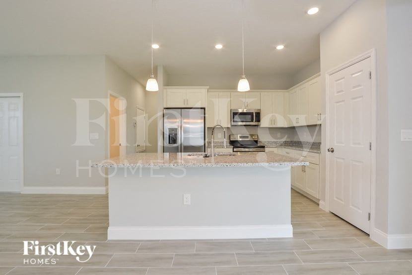 308 Camellia Ct - Photo 6 of 15