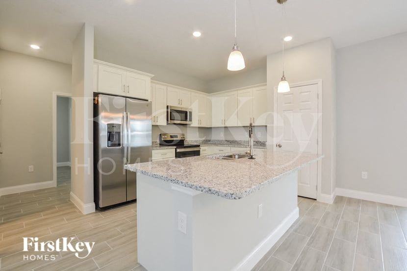 308 Camellia Ct - Photo 7 of 15
