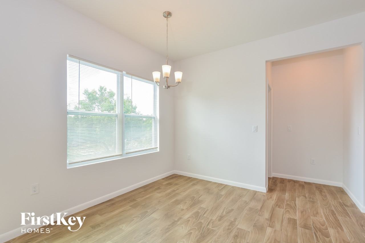 2011 E Prairie Cir - Photo 6 of 15