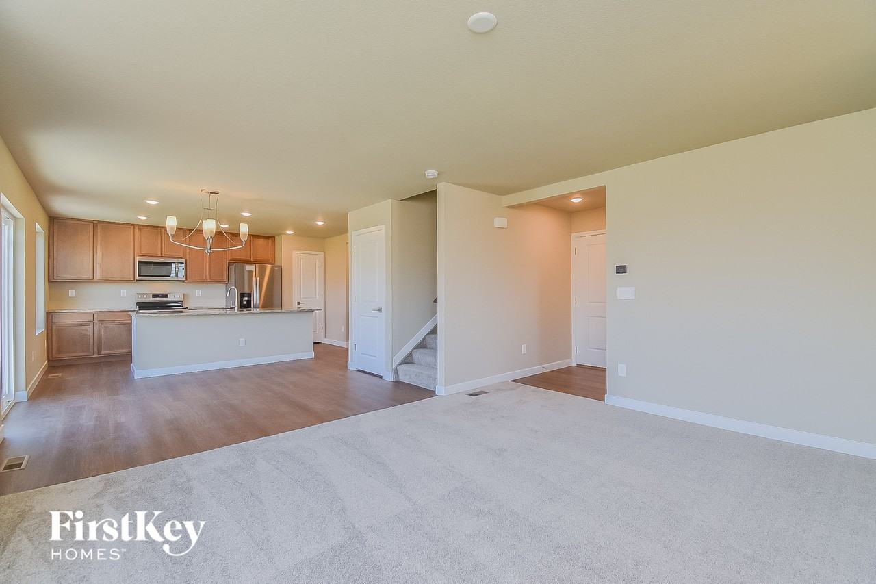 6931 Akela Ln - Photo 3 of 15