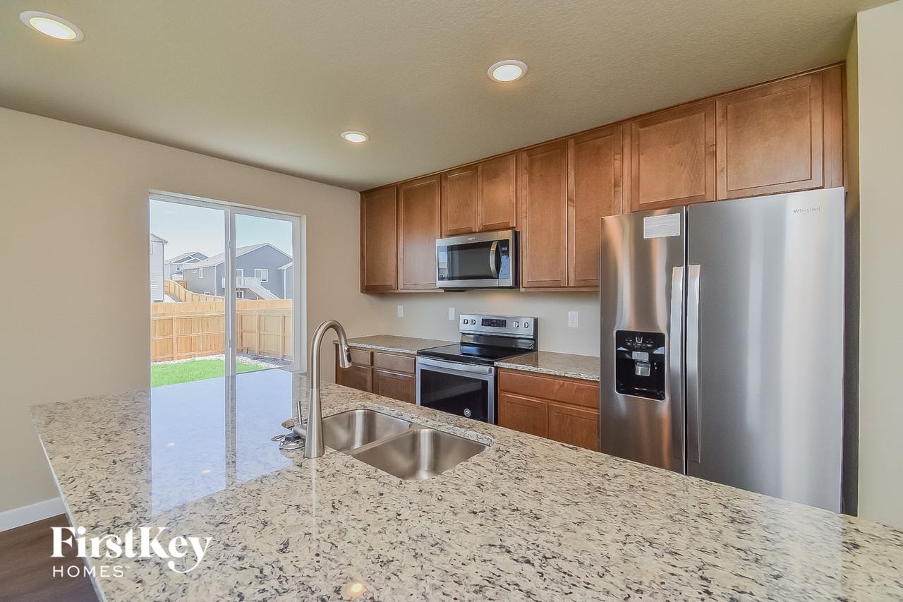 6931 Akela Ln - Photo 5 of 15