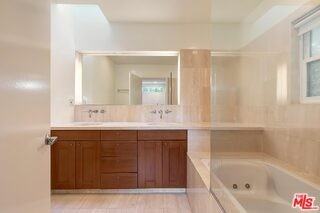 7586 Woodrow Wilson Dr - Photo 6 of 8