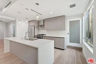 1006 Hancock Ave #B - Photo 7 of 8