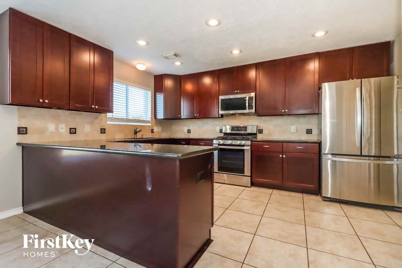 12047 Back Bay Ridge Way - Photo 6 of 15