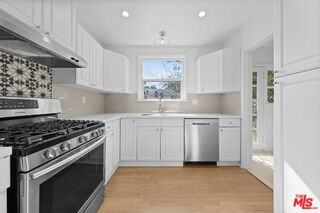 11345 Cashmere St - Photo 4 of 8