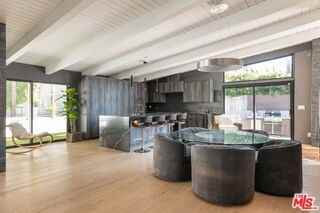 344 Arno Way - Photo 4 of 8