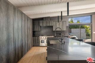 344 Arno Way - Photo 5 of 8