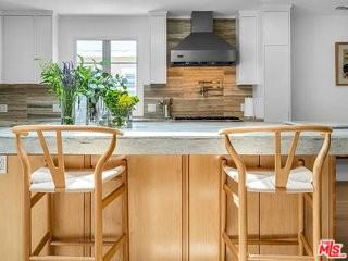 7844 Stewart Ave - Photo 5 of 8