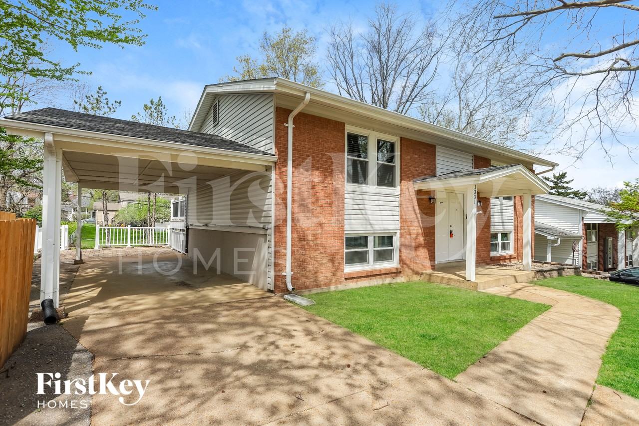 1331 Glenstone Dr - Photo 2 of 15