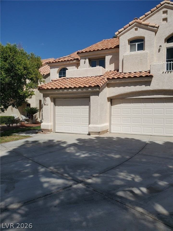 5432 Royal Vista Ln - Photo 3 of 39