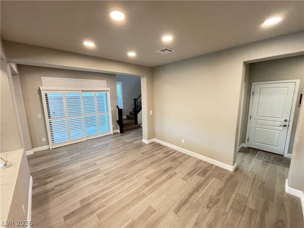 11194 Formosa Springs Ct - Photo 6 of 50