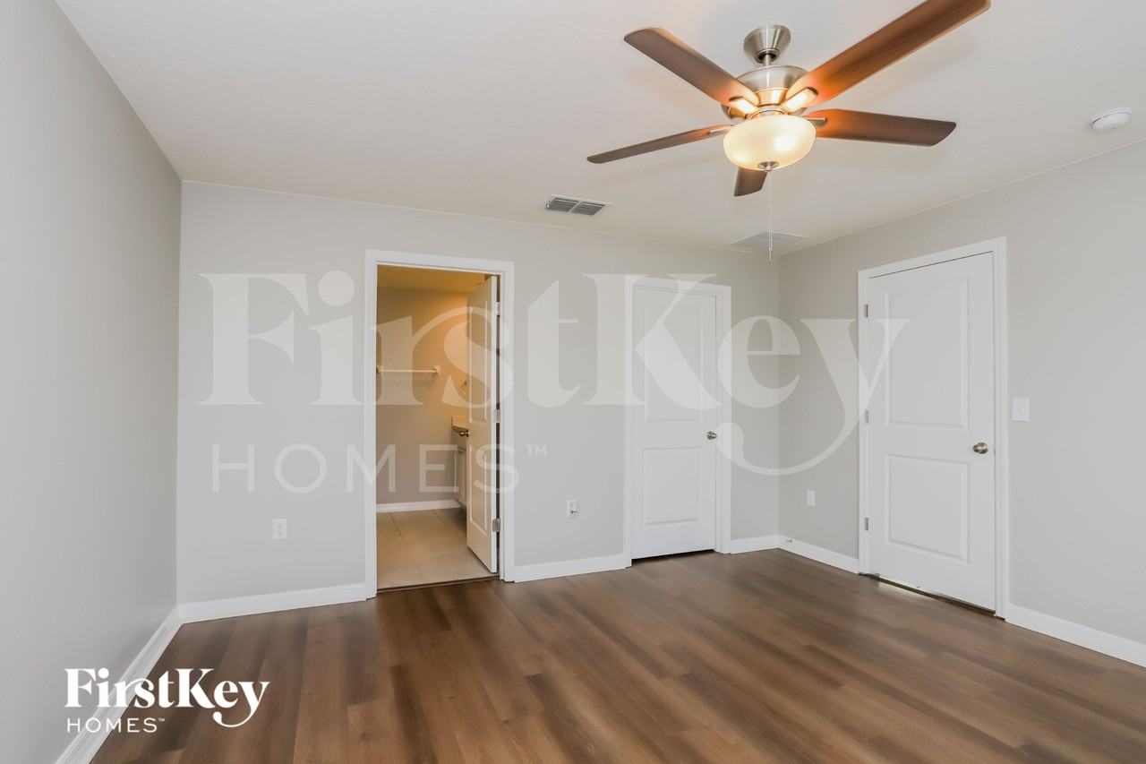 986 7th Ave Nw - Photo 7 of 15