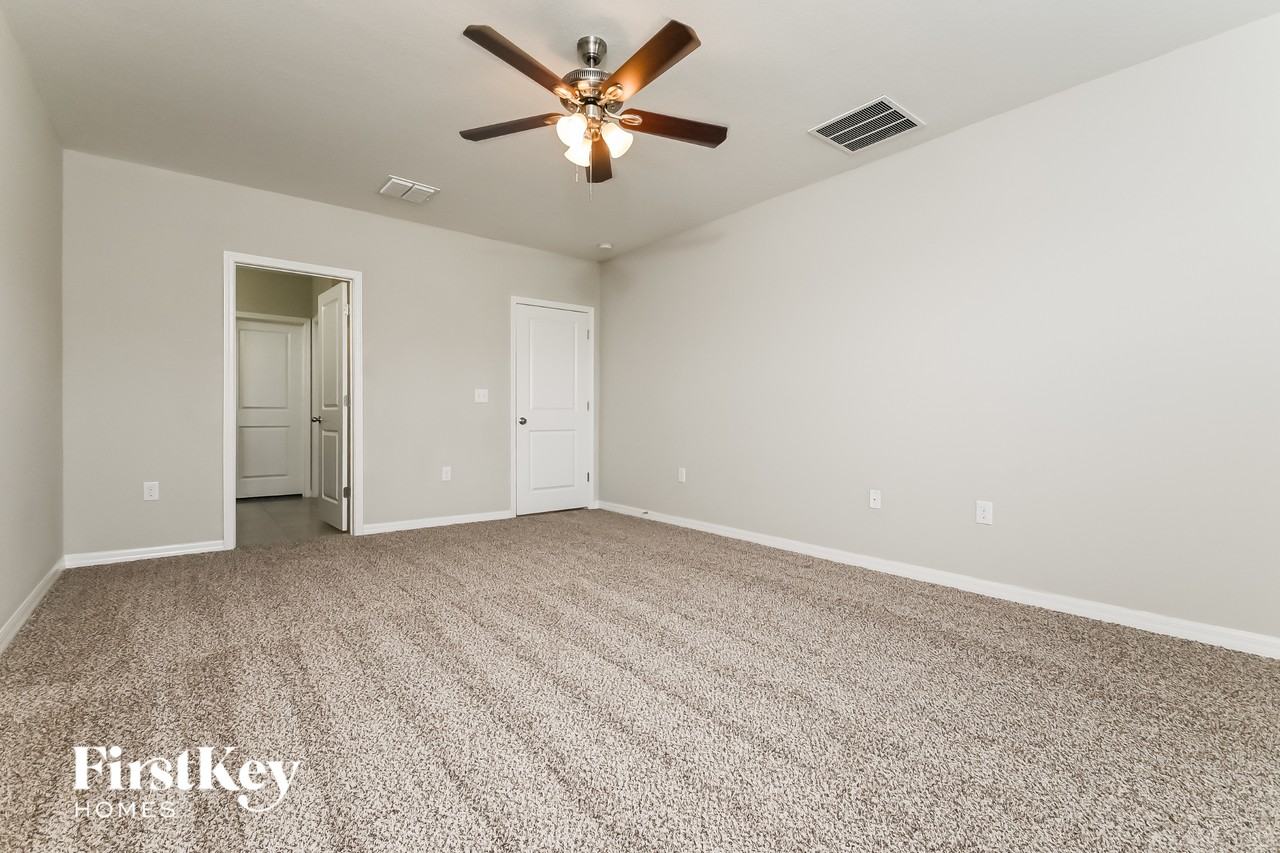 14827 Crescent Rock Dr - Photo 7 of 15