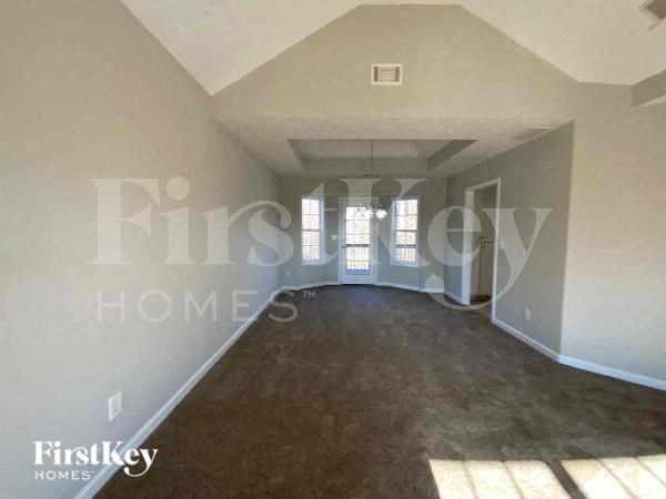 3742 Legacy Walk Dr - Photo 4 of 11
