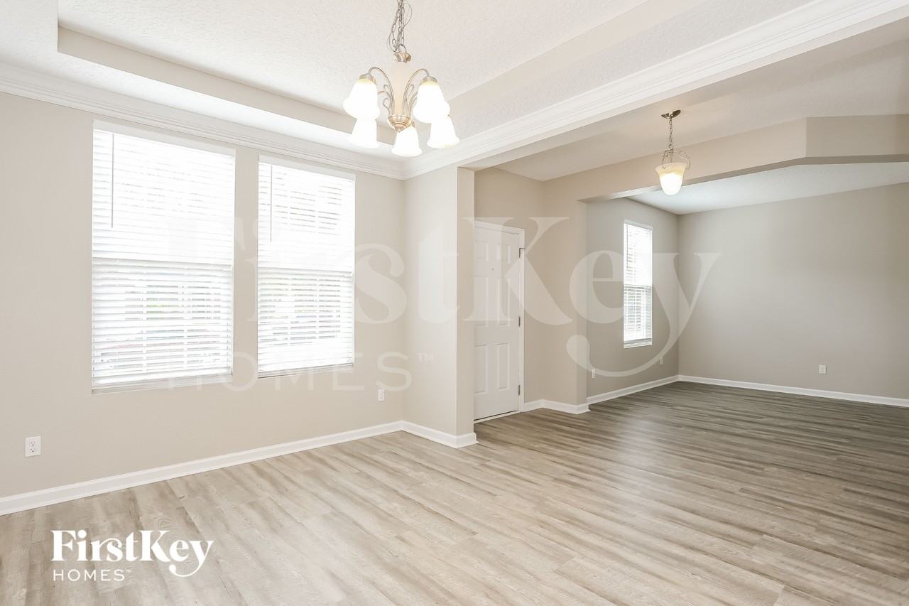 12175 Georgia Oak Ct - Photo 4 of 15